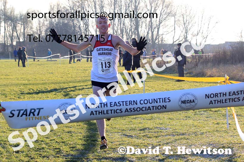 Senior mens 2022 North Eastern Cross Country Champs., Temple Park, South Shields.  Photo: David T. Hewitson/Sports for All Pics
